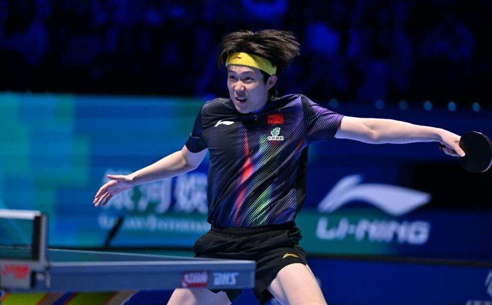 直落三局轻松胜出！王楚钦3-0横扫卢伟，两连胜晋级世界杯16强